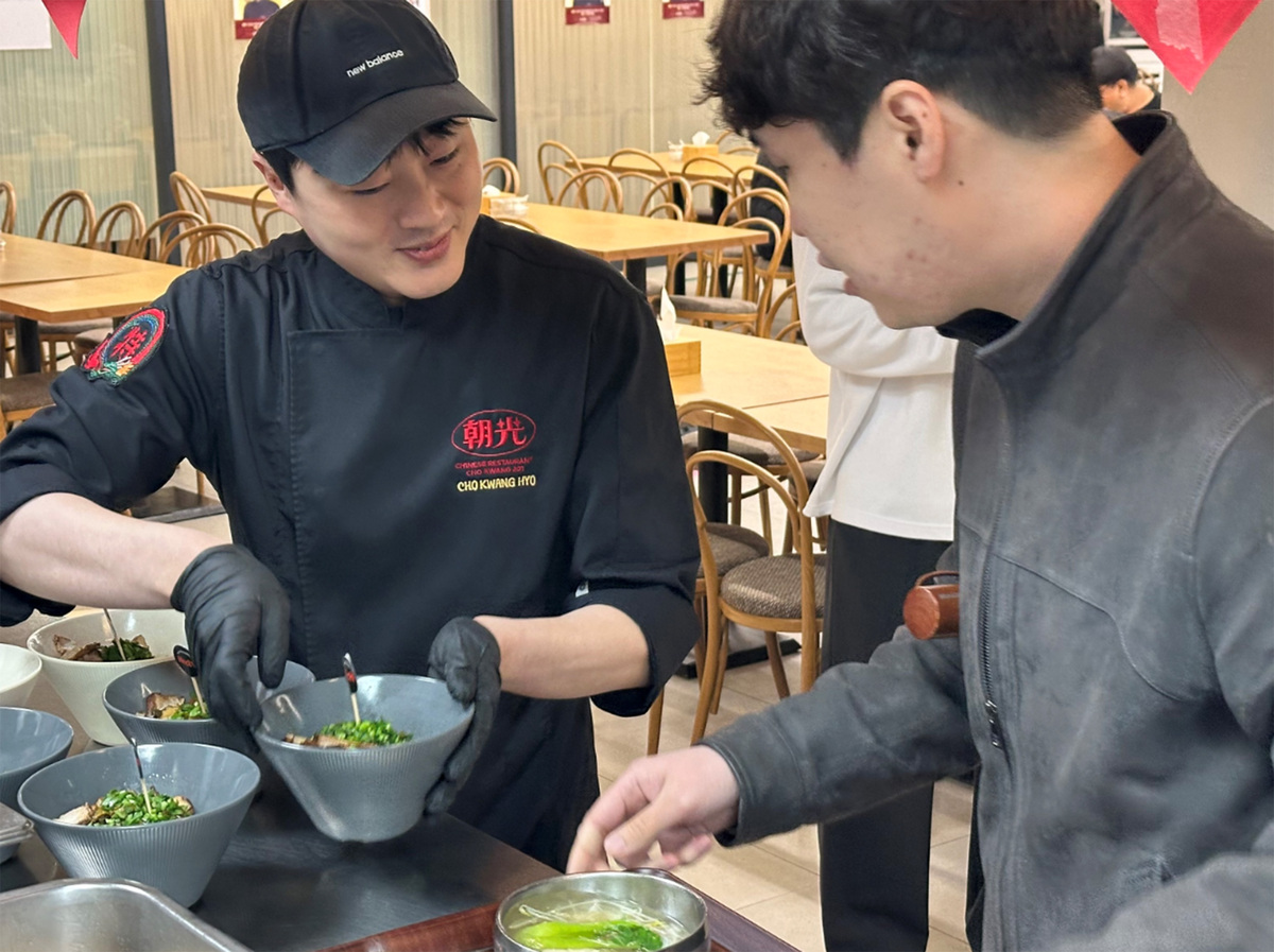 본우리집밥, 헥토그룹 임직원 대상 '조광효 셰프' 초청 미식 행사 마... - 뉴스 썸네일 이미지