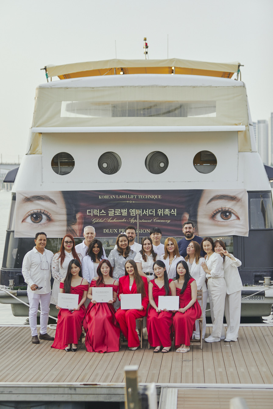제이엘 인터내셔널, 디럭스 프로페셔널 론칭... 글로벌 앰배서더 위촉식... - 뉴스 썸네일 이미지