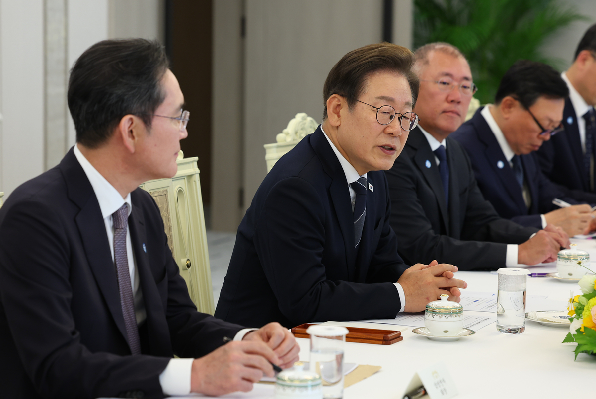 이 대통령, 재계 회동 