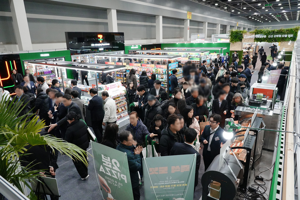 지난해 실시한 세븐일레븐 상품 전시회 현장. 세븐일레븐 제공