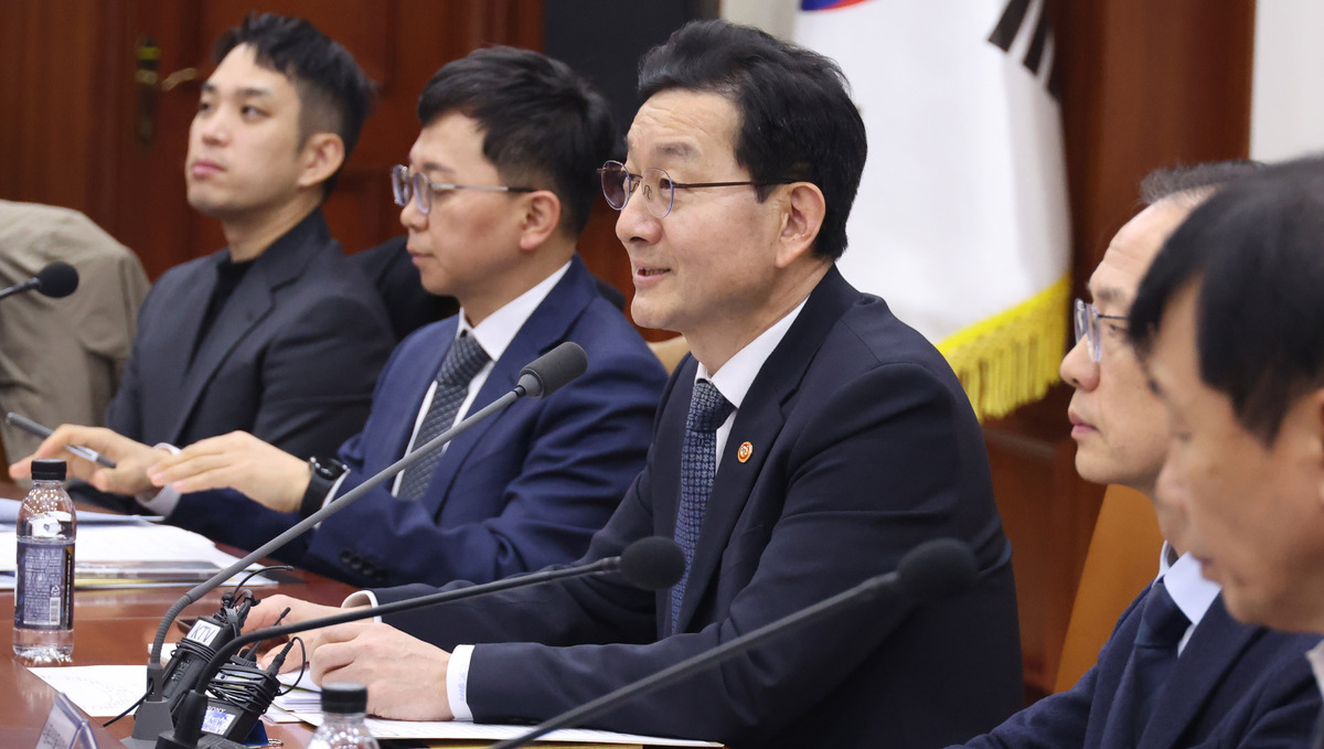 윤창렬 국무조정실장이 지난 2월 13일 서울 종로구 정부서울청사에서 열린 마약류대책협의회에서 발언하고 있다. 사진=뉴시스