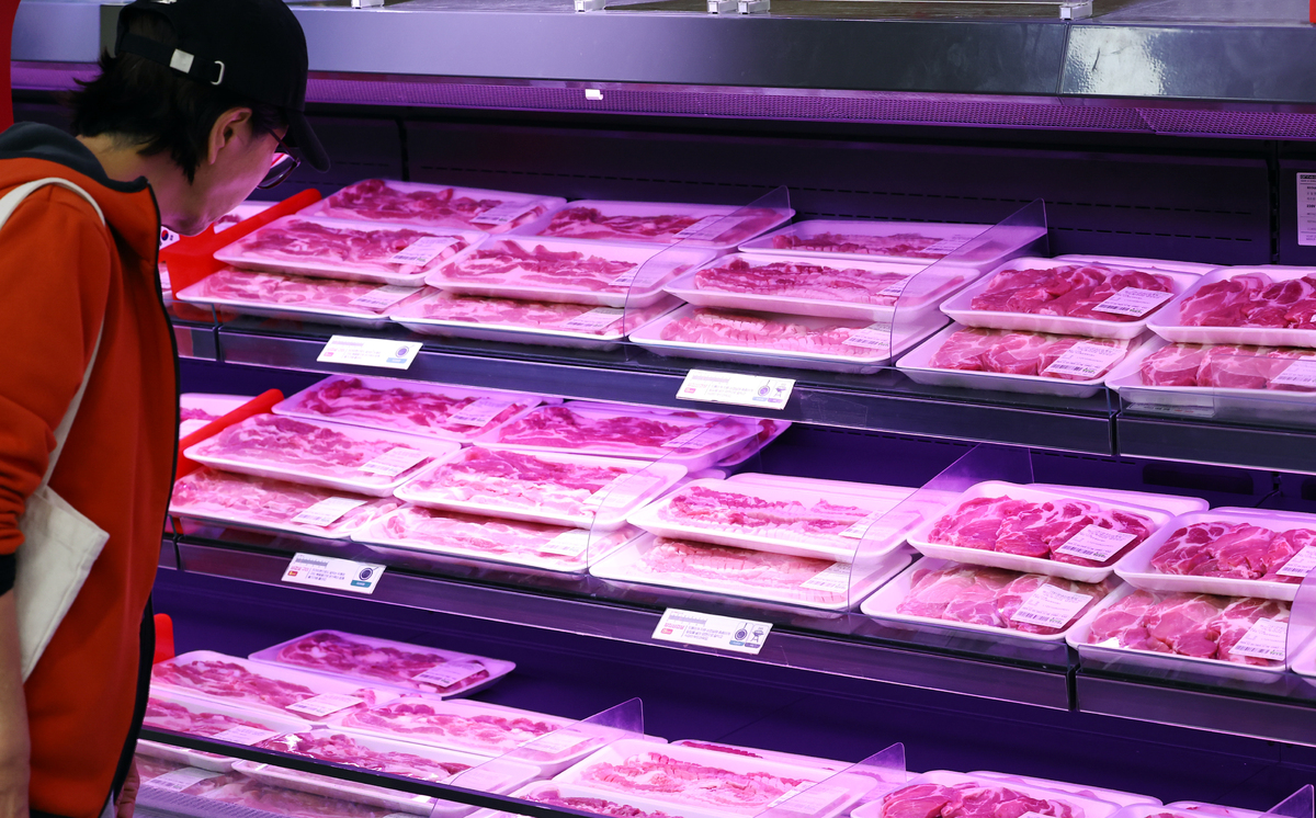 서울 한 대형마트의 돼지고기 코너. 뉴시스