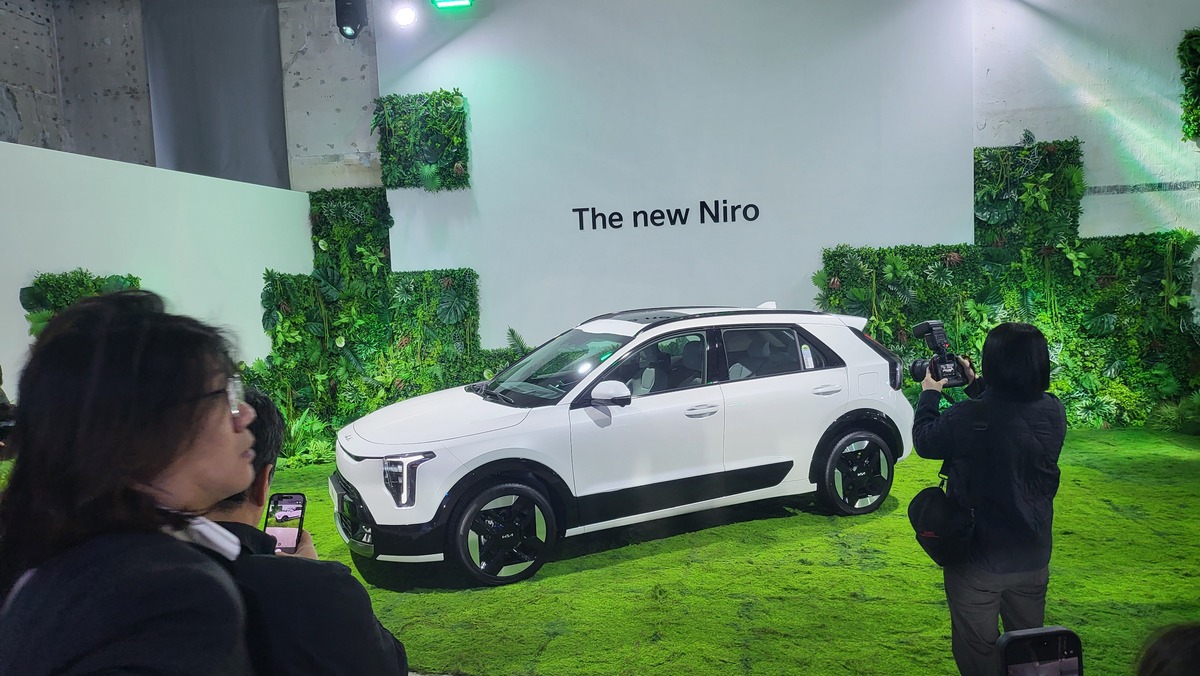 지난 9일 서울 마포구 레이어스튜디오11에서 열린 기아 더 뉴 니로 미디어데이에서 차량이&nbsp;전시돼&nbsp;있다. 김재원 기자