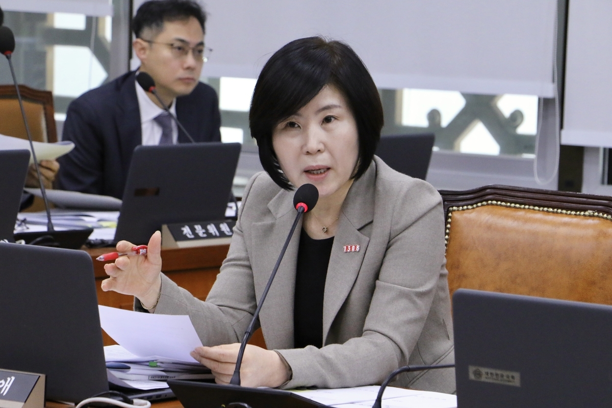 김미애 국민의힘 의원이&nbsp;지방선거 공천을 둘러싼 금품 및 후원금 거래를 차단하기 위해 ‘정치자금법 일부개정법률안’과 ‘공직선거법 일부개정법률안’을 대표발의했다. 김미애 의원실 제공