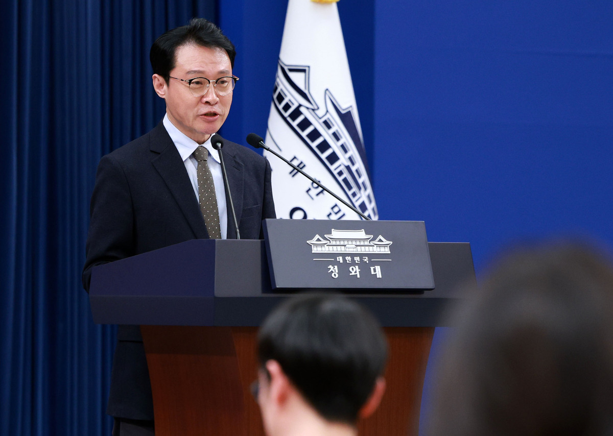 이규연 홍보소통수석이 22일 청와대 춘추관에서 정부 인사 관련 브리핑을 하고 있다. 이재명 대통령은 이날 신현송 현 국제결제은행(BIS) 통화경제국장을 신임 한국은행 총재 후보자로 지명했다. 사진&nbsp;= 뉴시스