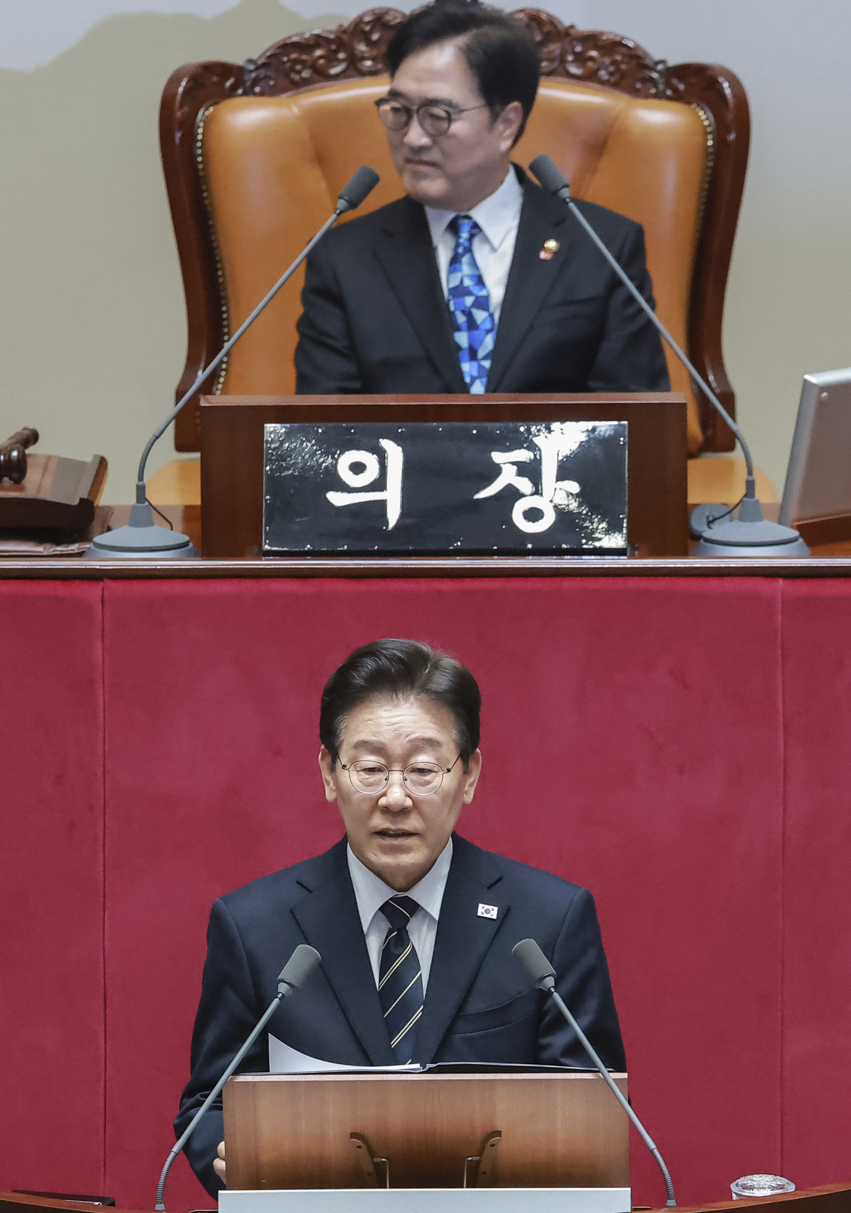 이재명 대통령이 2일 서울 여의도 국회에서 2026년도 제1회 추가경정예산안에 대한 시정연설을 하고 있다. 뉴시스