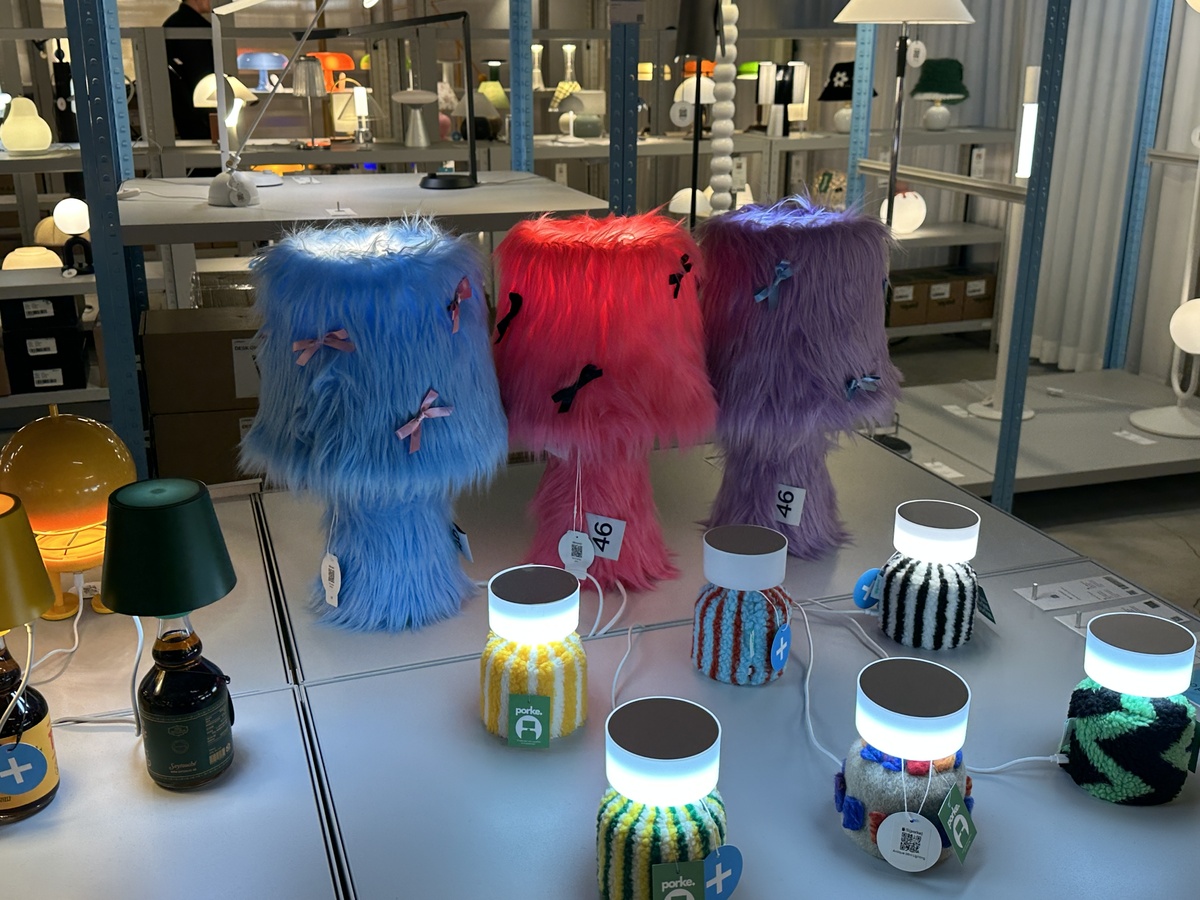 지하 1층에 꾸며진 오늘의집 조명가게. 유명 카페나 편집숍에서 산발적으로 감상 가능했던 제품을 한 곳에 모았다. 이화연 기자