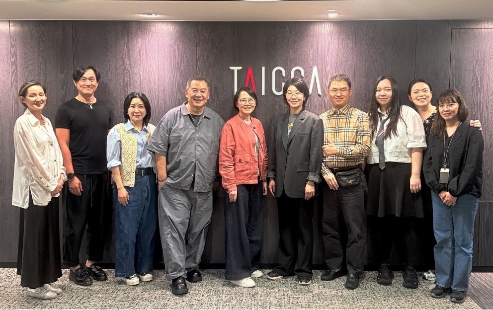 무암 현해리 대표감독과 TAICCA Erica Wang Min-hui 대표가 대만 현지에서 글로벌 AI 콘텐츠 협력의 첫 발을 내딛었다. / 무암 사진 제공