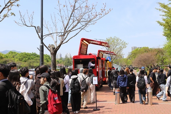 사진=동대문엽기떡볶이