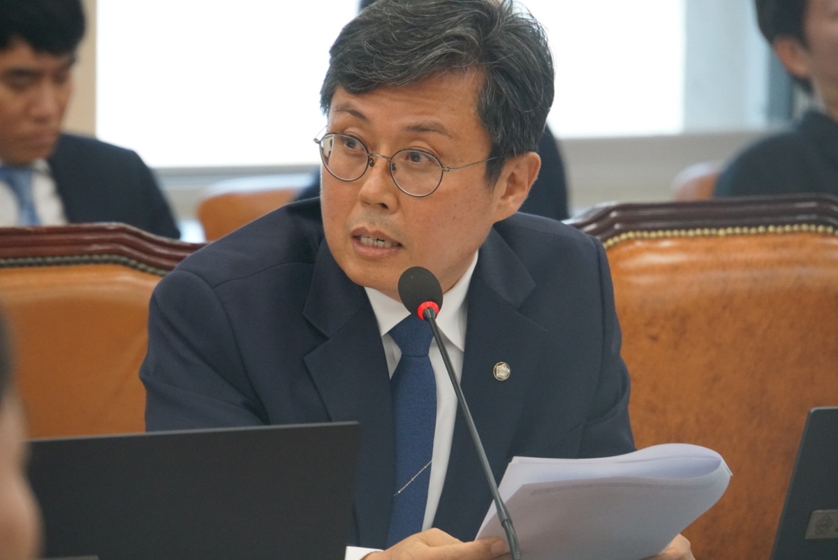 안도걸 더불어민주당 의원이 19일 한국거래소로부터 제출받은 자료에 따르면&nbsp;자사주 소각 의무화가 본격적으로 시행되기에 앞서 이미 자사주 소각이 빠르게 확대되고 있는 것으로 나타났다.&nbsp; 안도걸 의원실 제공