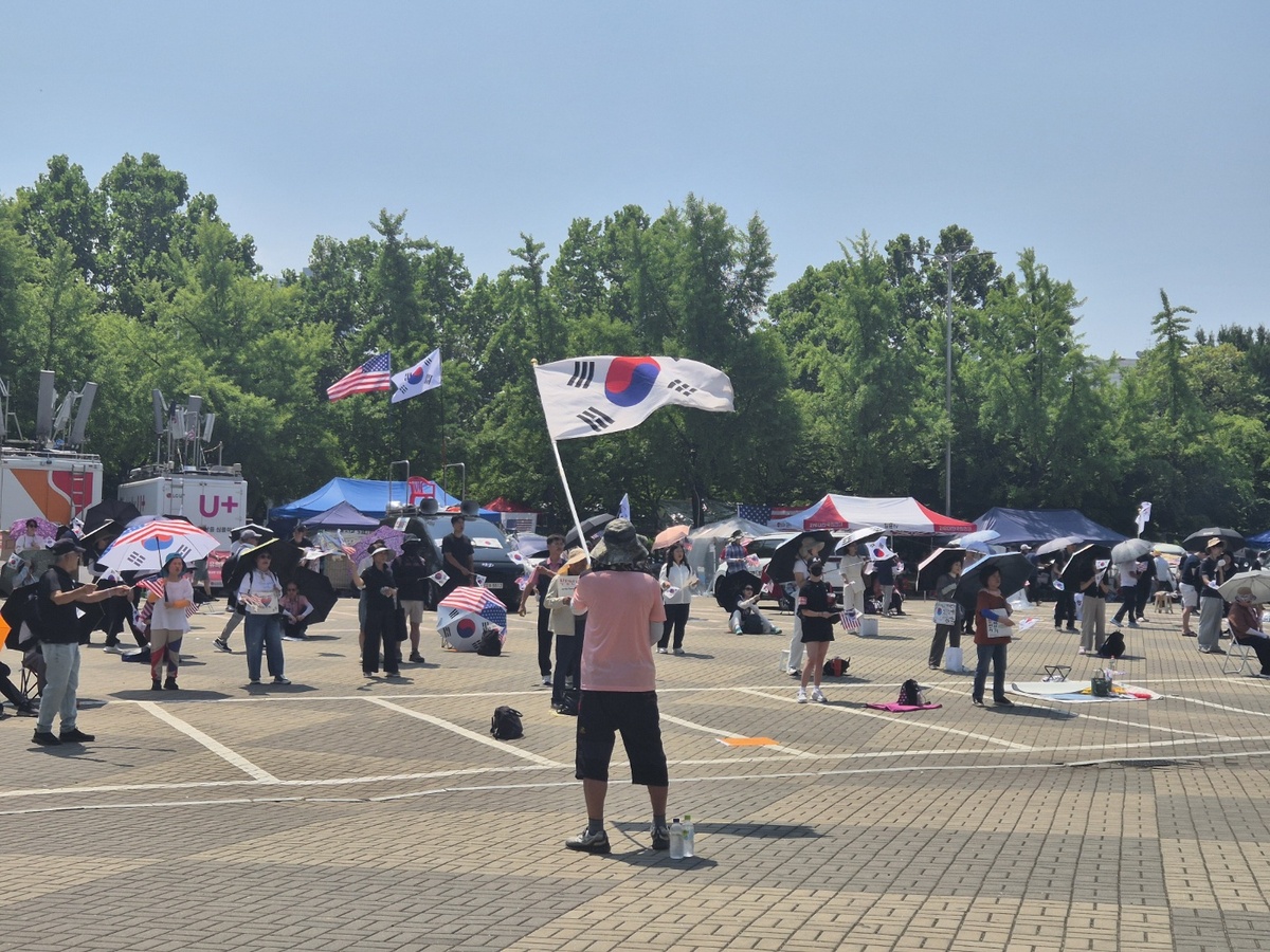 28일 오전 서울 송파구 올림픽공원 핸드볼경기장 1-3게이트 앞. 사진=뉴시스