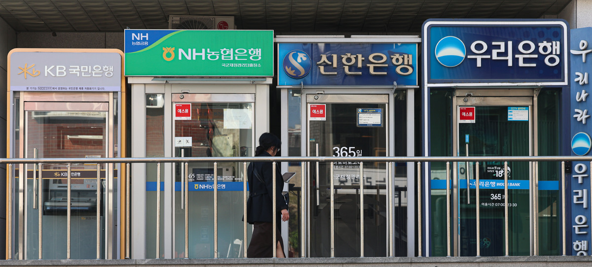 뉴시스