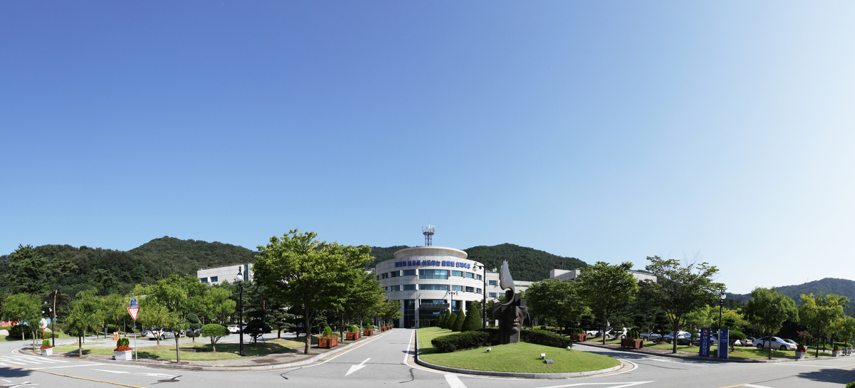 우정인재원 중앙원경