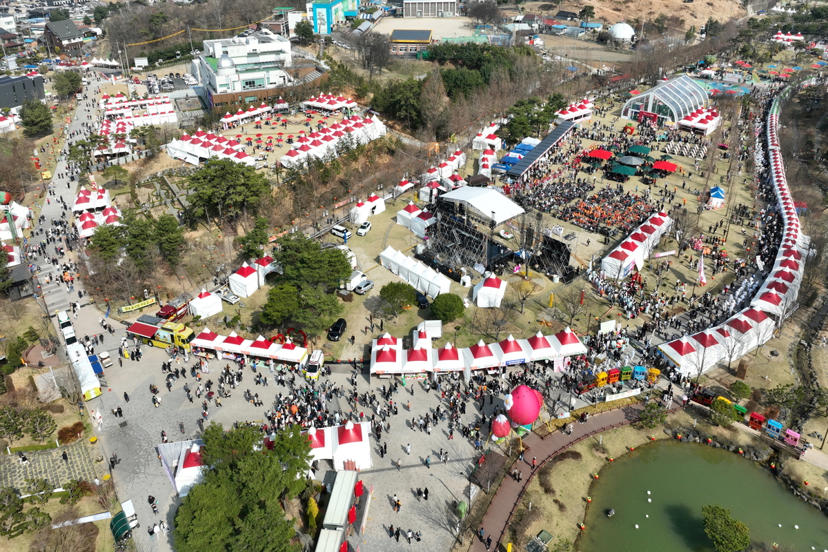 2026 논산딸기축제 전경. 사진= 논산시 제공