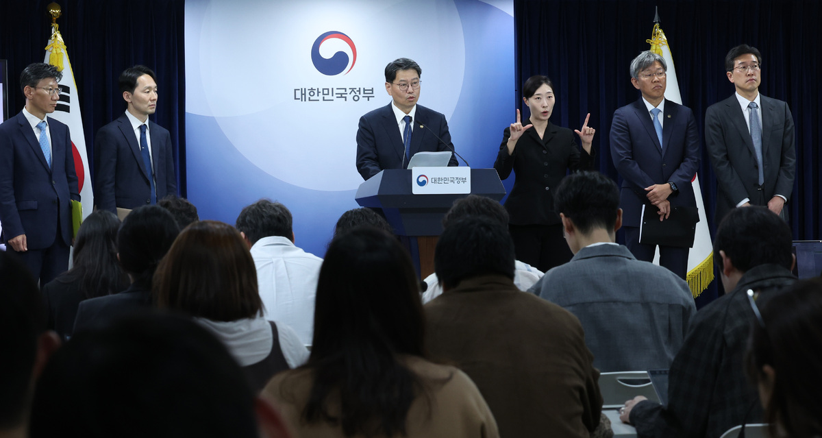 [주택공급 정례 브리핑] 정부 “수도권 착공 9만9000호, 4분기 역량 집중”…현황 월 2회 공개