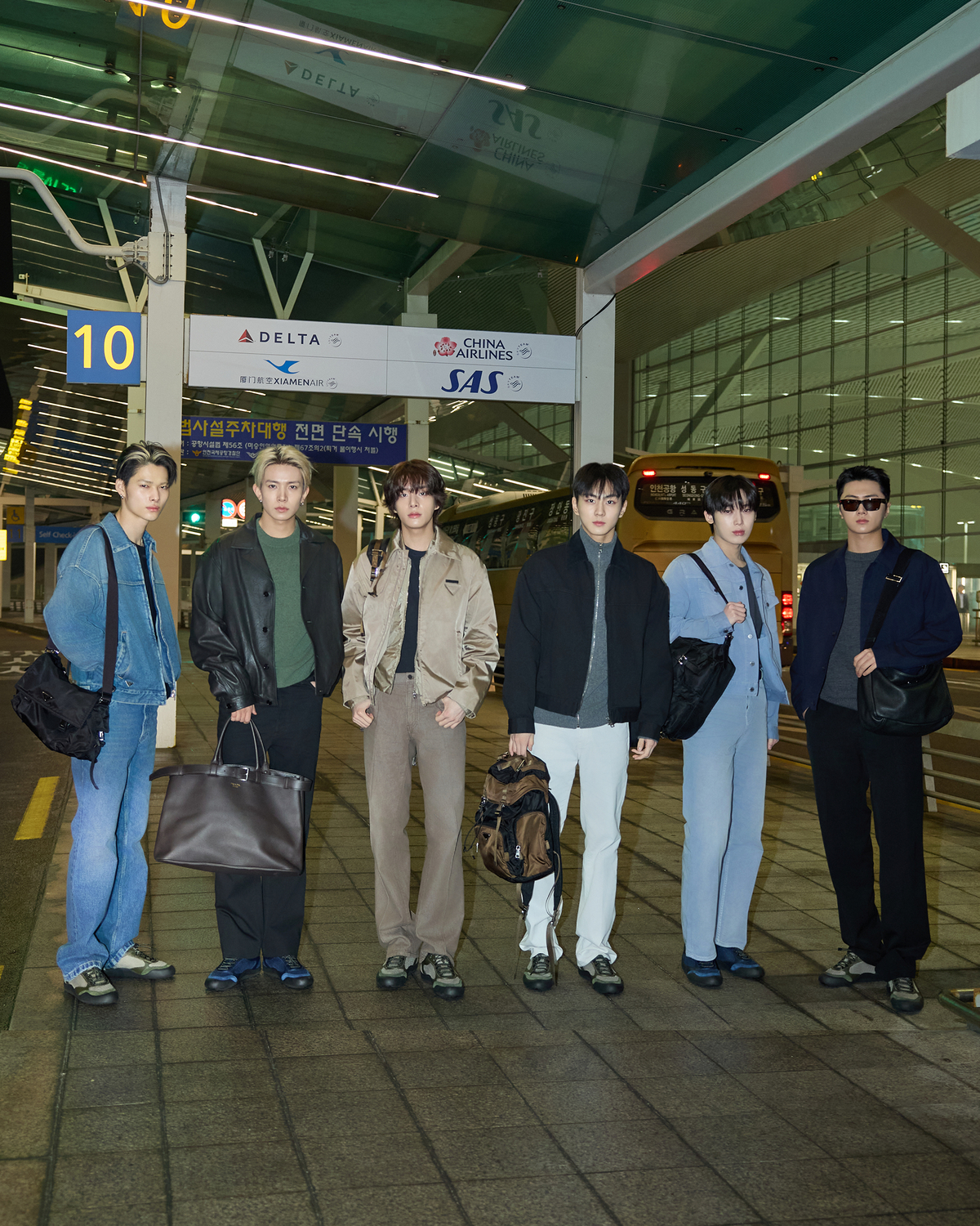 그룹 엔하이픈. 자료=프라다(PRADA) 제공