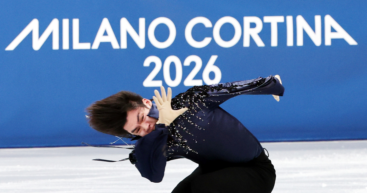 [밀라노=뉴시스] 박주성 기자 = 2026 밀라노·코르티나담페초 동계올림픽 개막 첫날인 8일 (현지시간) 이탈리아 밀라노 아이스 피겨스케이팅 아레나에서 차준환 선수가 남자 싱글 스케이팅 단체전에 출전해 연기를 펼치고 있다. 2026.02.08. park7691@newsis.com