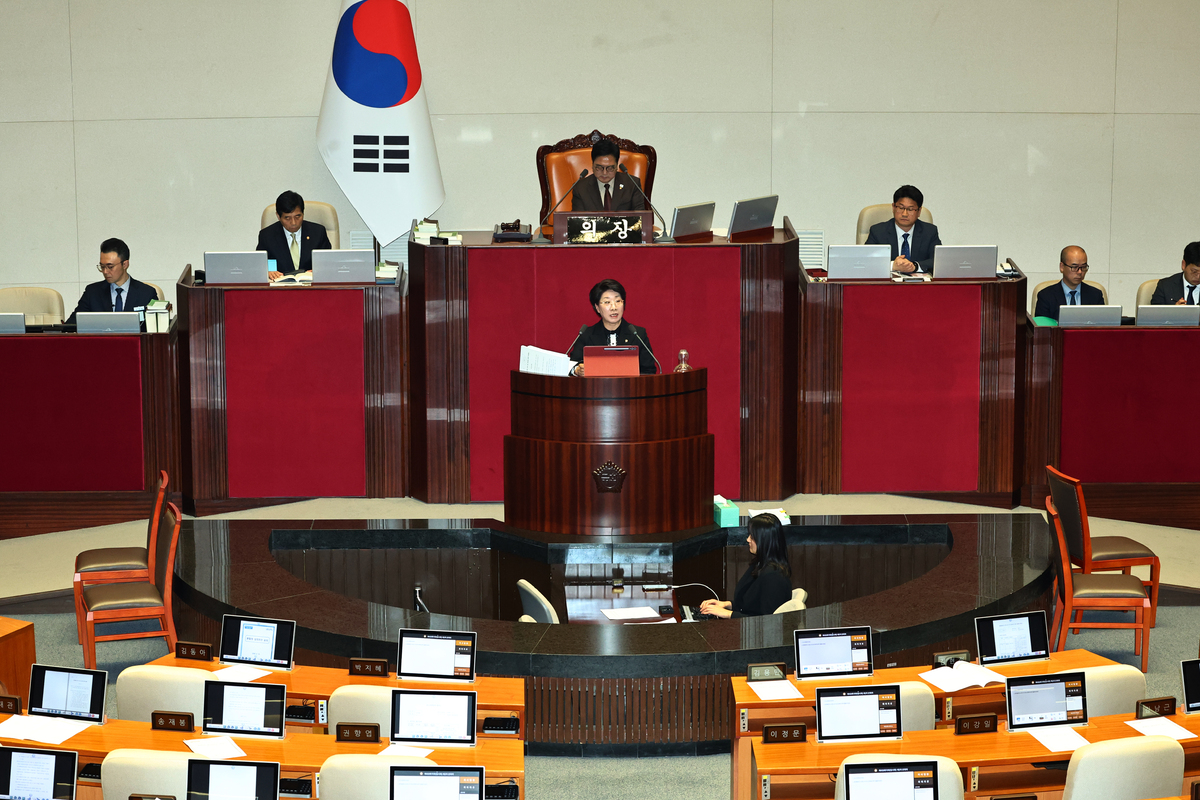 이달희 국민의힘 의원이 20일 오후 서울 여의도 국회 본회의에서 중대범죄수사청 설치법에 대한 무제한 토론(필리버스터)을 하고 있다. 뉴시스