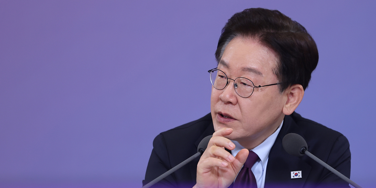이재명 대통령이 지난달 청와대에서 열린 국민경제자문회의 제1차 전체회의에서 발언하고 있다. 뉴시스