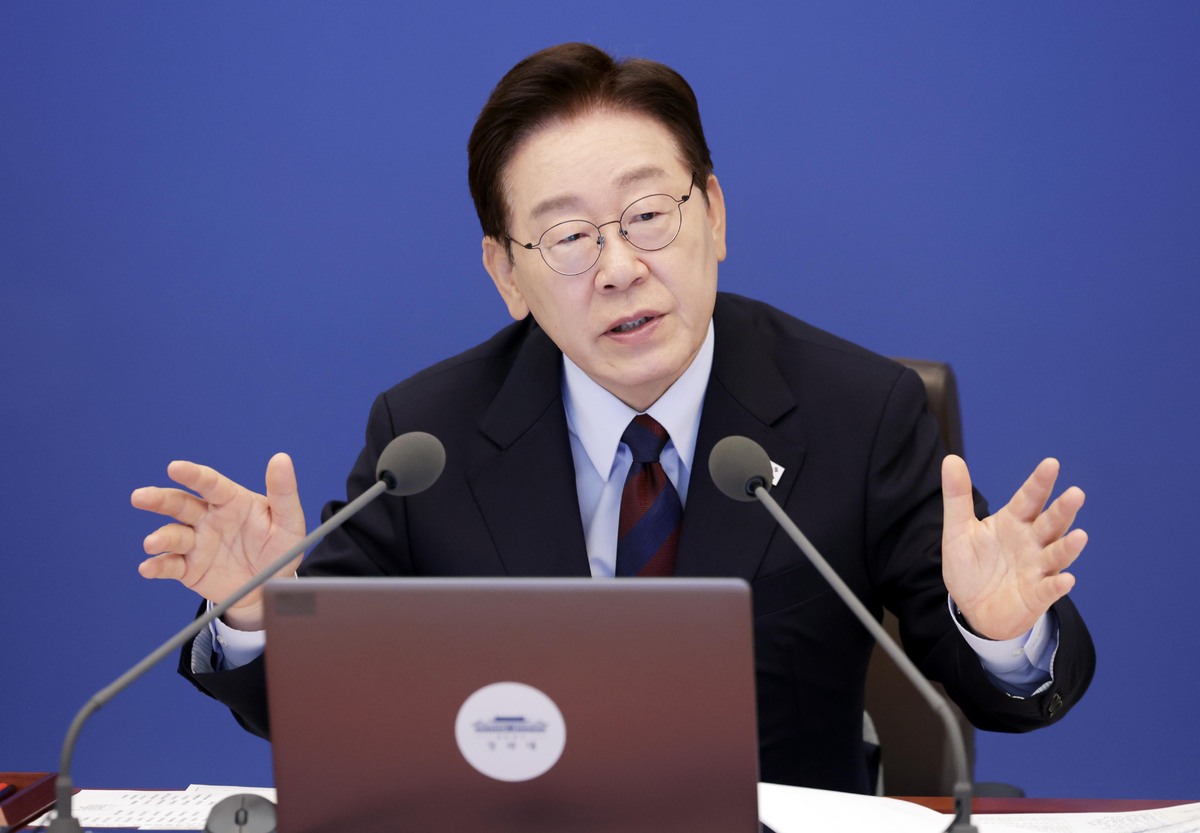 이재명 대통령이 26일 청와대에서 열린 국무회의에서 발언하고 있다. 뉴시스
