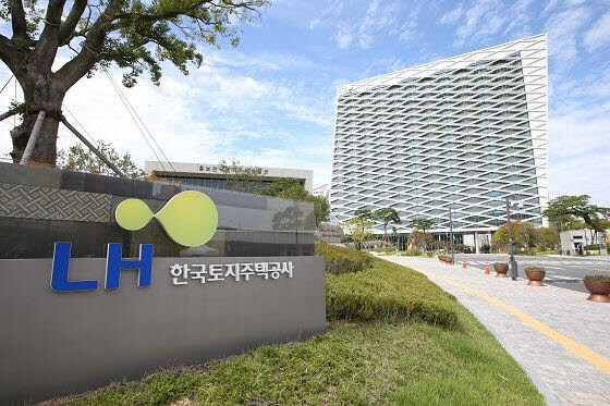 LH 리더십 공백 끝... 이성훈 신임 사장 앞에 놓인 숙제 