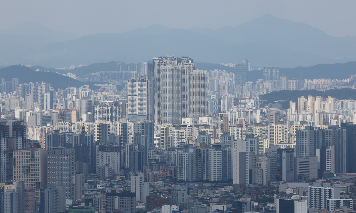 서울 남산에서 바라본 아파트 밀집지역의 모습. 뉴시스