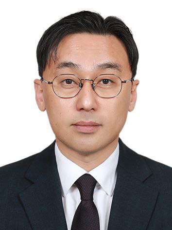이재명 대통령이 30일 대통령비서실 메가프로젝트 보좌관에 이원주 후환경부 에너지전환정책실장을 지명했다. 사진=청와대 제공
