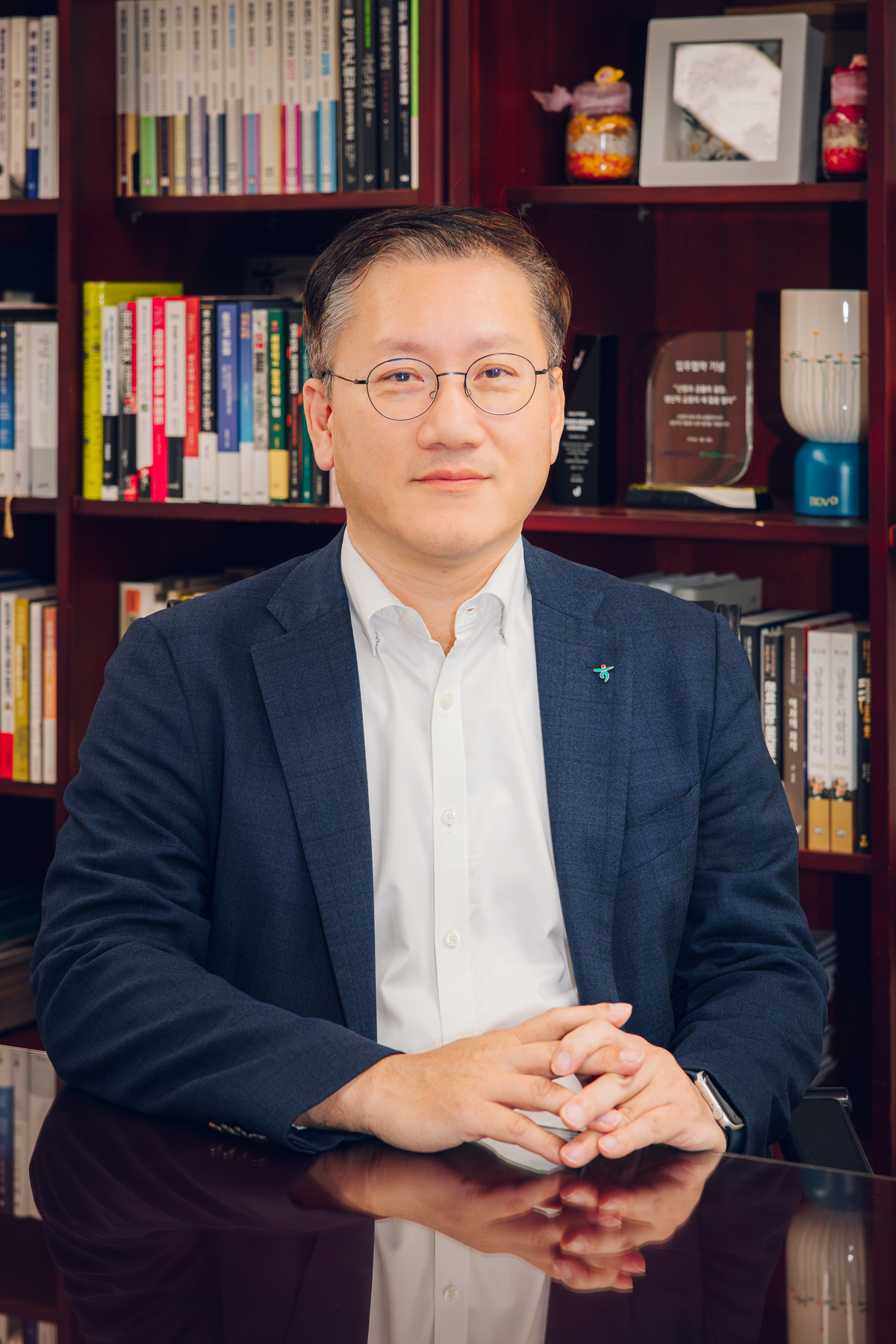 정희수 하나금융연구소장은 “자율과 솔선수범, 세대 간 협업을 바탕으로 시스템으로 움직이며 그룹 성장에 기여하는 연구소를 이끌겠다”고 포부를 전했다. 하나은행 제공
