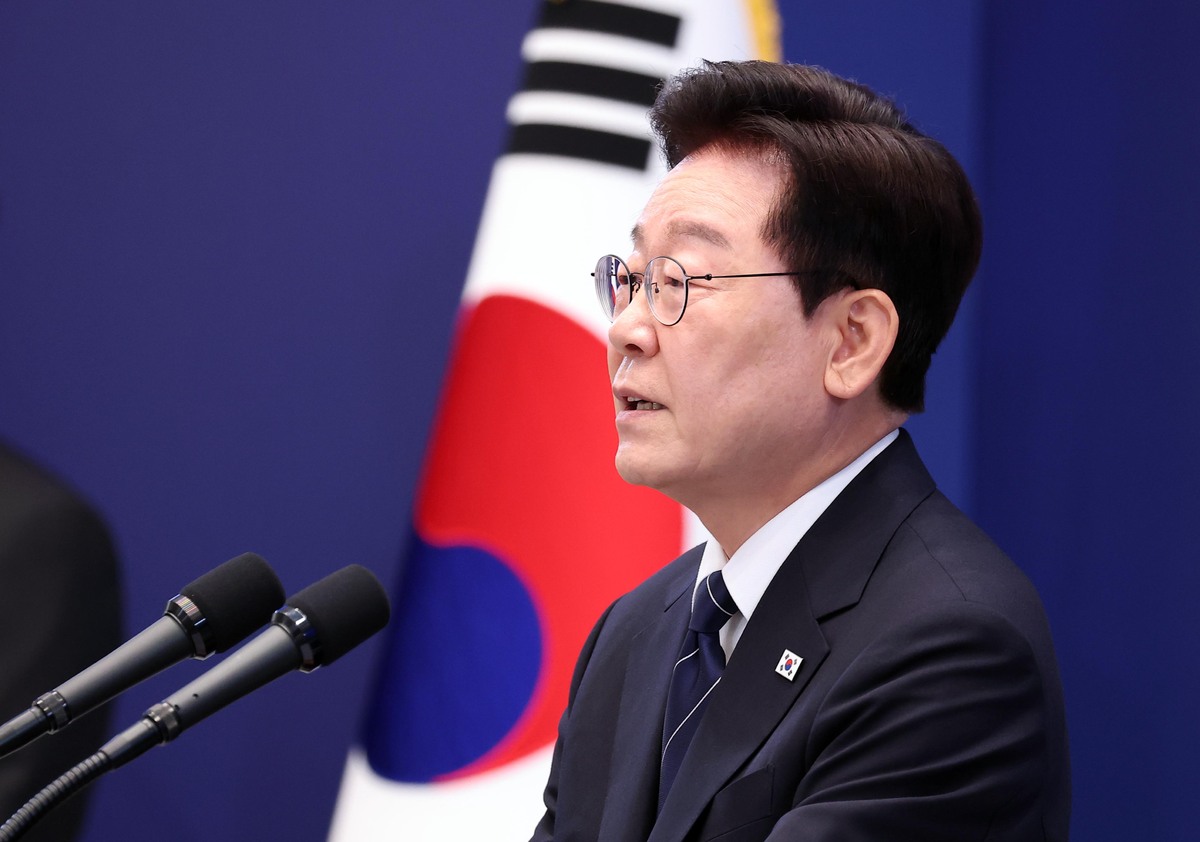 이재명 대통령이 18일 청와대 영빈관에서 열린 기자회견 '국민의 뜻, 국민의 삶 더 살피겠습니다'에서 발언하고 있다. 뉴시스
