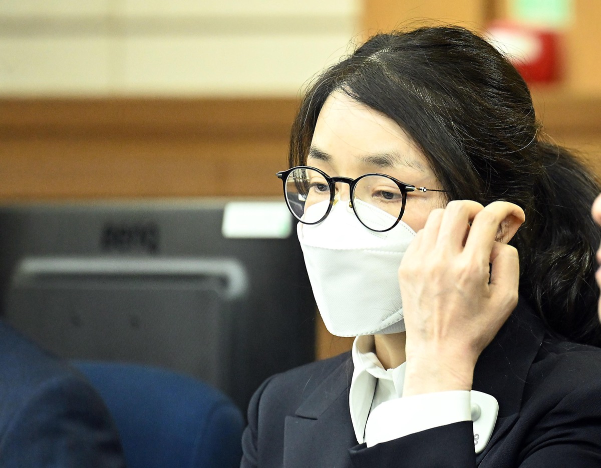 지난해 9월 24일 서울중앙지방법원에서 열린 재판에 출석한 김건희 여사. 사진=뉴시스